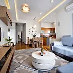 Jana Kazimierza 57 Serviced Appartement