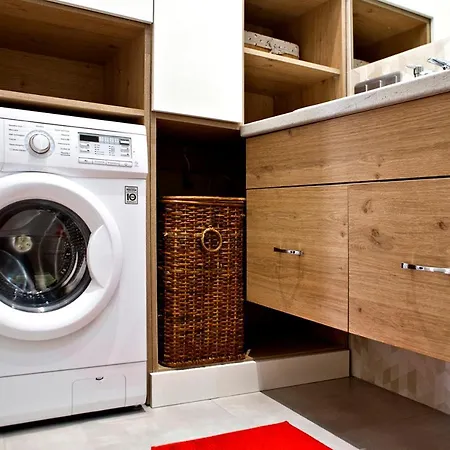 Jana Kazimierza 57 Serviced وارسو