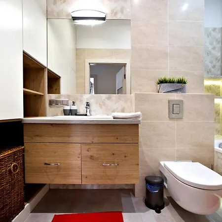 Jana Kazimierza 57 Serviced